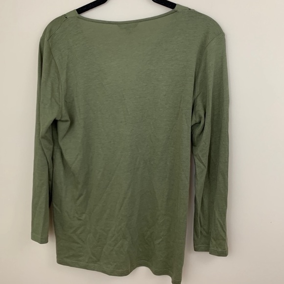 Massimo Dutti olive green V neck quarter length sleeve top - Picture 3 of 6
